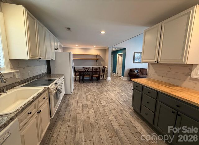 619 Hubbard Drive, Lancaster, SC 29720