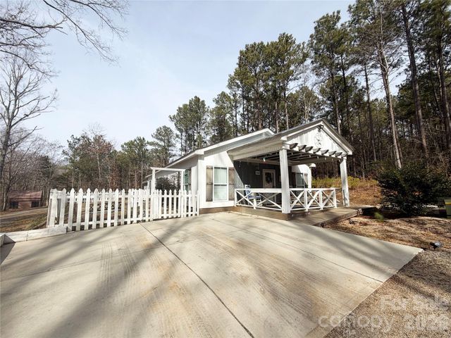 619 Hubbard Drive, Lancaster, SC 29720