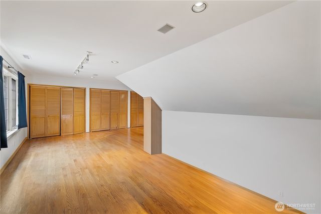 1018 254th Avenue NE, Redmond, WA 98074