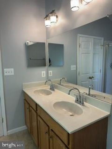 7566 GREY GOOSE WAY, Alexandria, VA 22306
