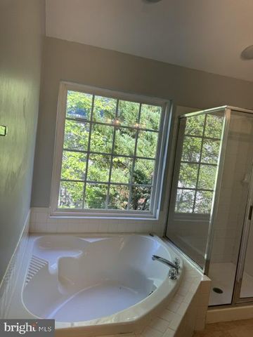 7566 GREY GOOSE WAY, Alexandria, VA 22306