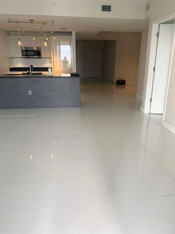 1010 Brickell Ave 3704, Miami, FL 33131