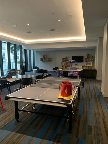 1010 Brickell Ave 3704, Miami, FL 33131