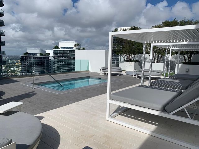 1010 Brickell Ave 3704, Miami, FL 33131