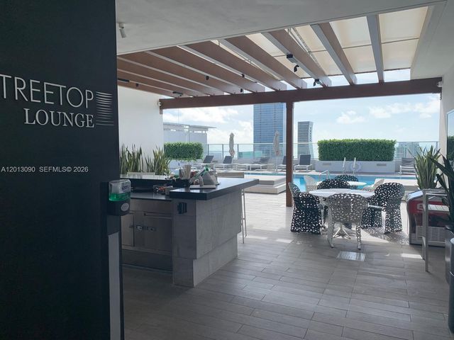 1010 Brickell Ave 3704, Miami, FL 33131