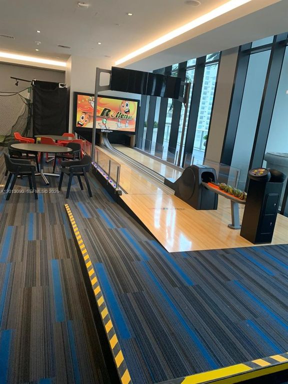 1010 Brickell Ave 3704, Miami, FL 33131