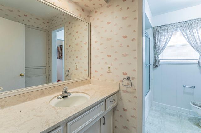 10407 Metronome Drive, Houston, TX 77043