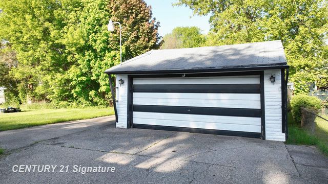 1847 Barks Street, Flint, MI 48503