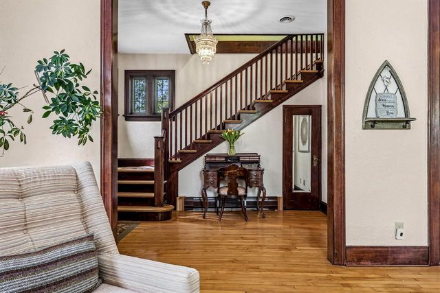 1635 King STREET, La Crosse, WI 54601
