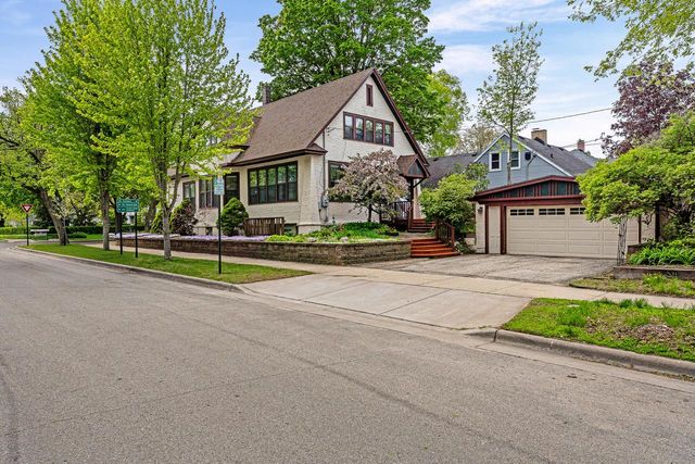1635 King STREET, La Crosse, WI 54601