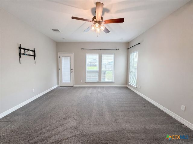 6112 Wye Oak Drive, Salado, TX 76571