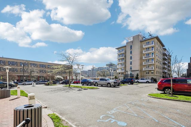 260 Beach 81st Street 2D, Rockaway Beach, NY 11693