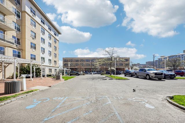 260 Beach 81st Street 2D, Rockaway Beach, NY 11693