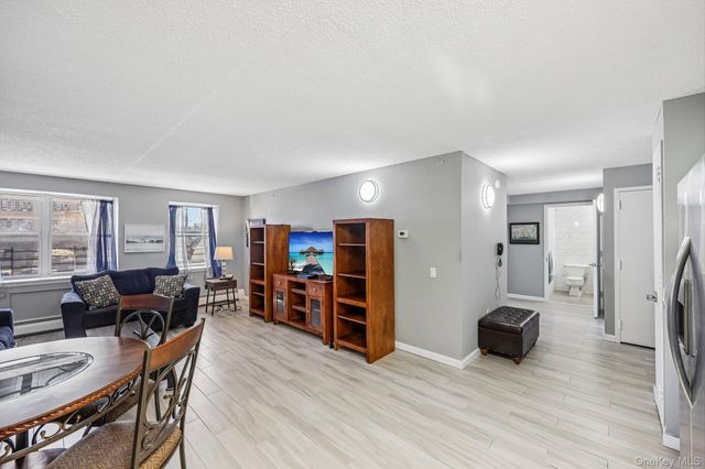 260 Beach 81st Street 2D, Rockaway Beach, NY 11693