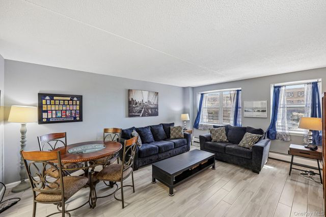 260 Beach 81st Street 2D, Rockaway Beach, NY 11693