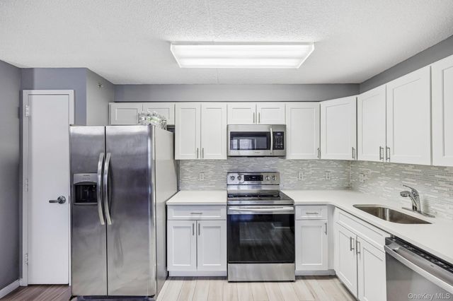 260 Beach 81st Street 2D, Rockaway Beach, NY 11693