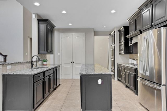 27418 Windcrest Key Lane, Fulshear, TX 77441