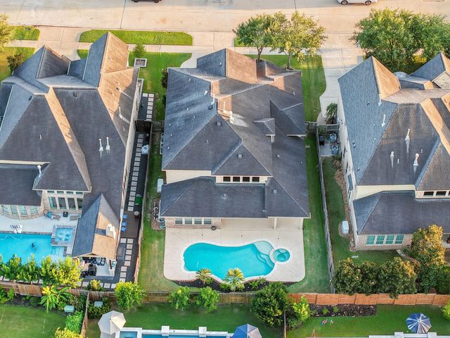 27418 Windcrest Key Lane, Fulshear, TX 77441