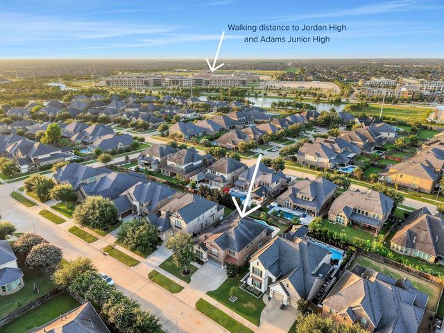 27418 Windcrest Key Lane, Fulshear, TX 77441
