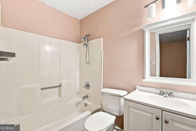 67 Rivercrest Court, Riverdale, GA 30274