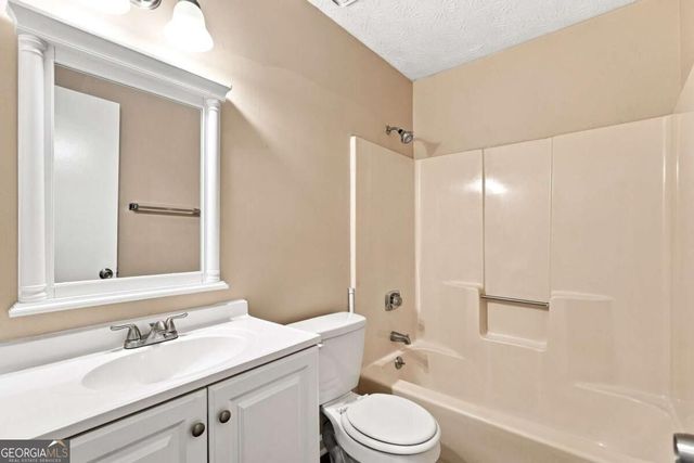 67 Rivercrest Court, Riverdale, GA 30274