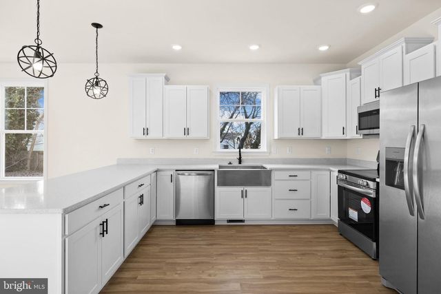 165 BEND FARM RD, Fredericksburg, VA 22408