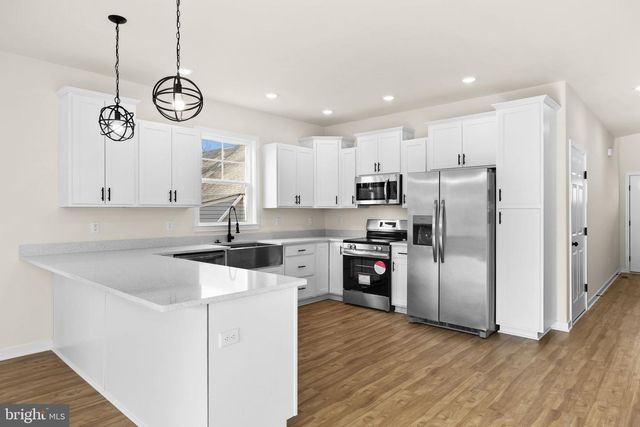 165 BEND FARM RD, Fredericksburg, VA 22408