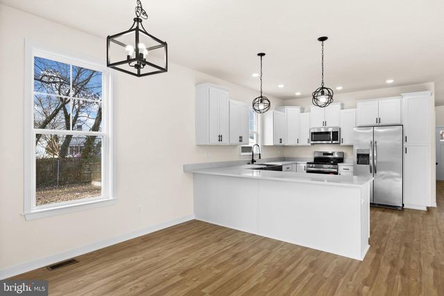 165 BEND FARM RD, Fredericksburg, VA 22408