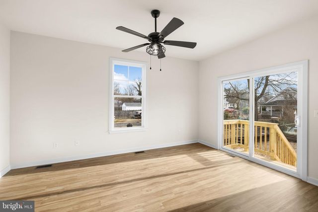 165 BEND FARM RD, Fredericksburg, VA 22408