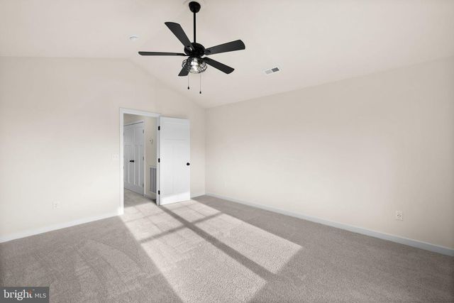 165 BEND FARM RD, Fredericksburg, VA 22408