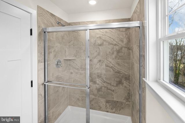 165 BEND FARM RD, Fredericksburg, VA 22408