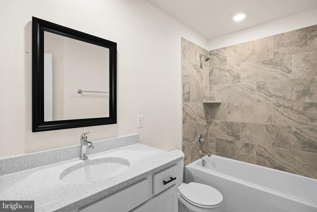 165 BEND FARM RD, Fredericksburg, VA 22408