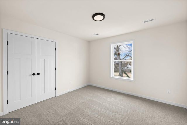 165 BEND FARM RD, Fredericksburg, VA 22408