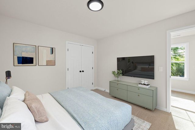 165 BEND FARM RD, Fredericksburg, VA 22408