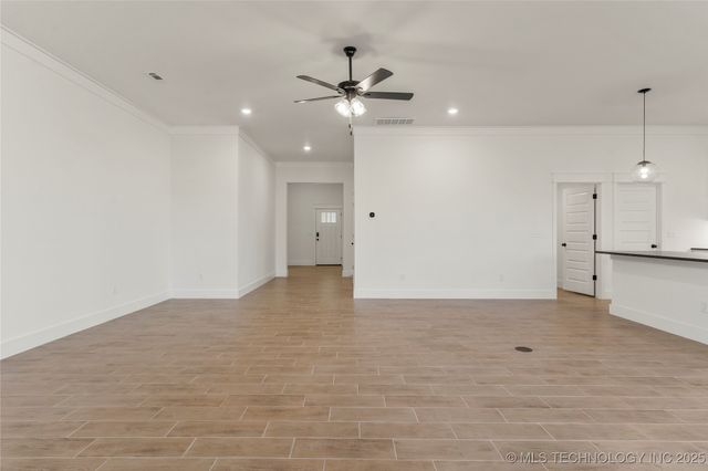 2804 E Northampton Street, Broken Arrow, OK 74014