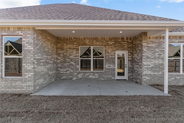 2804 E Northampton Street, Broken Arrow, OK 74014