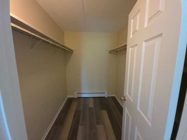 1665 COACH Drive 102, Naperville, IL 60565