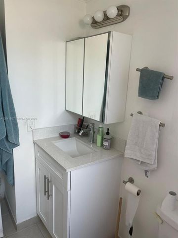 130 Mendoza Avenue 33, Coral Gables, FL 33134