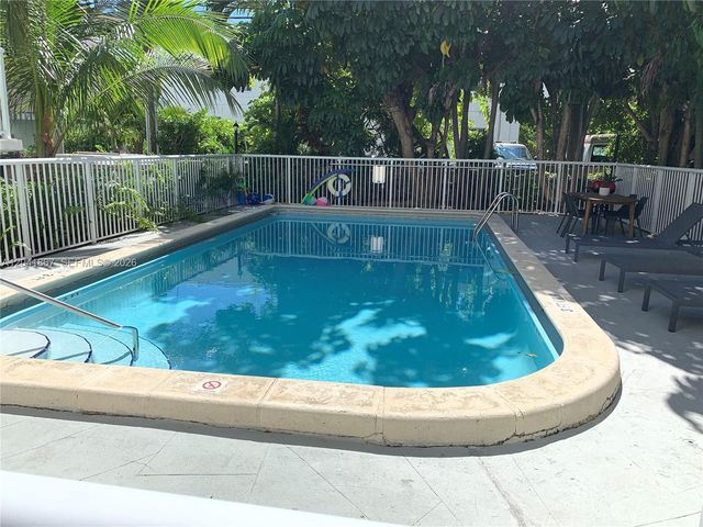 130 Mendoza Avenue 33, Coral Gables, FL 33134
