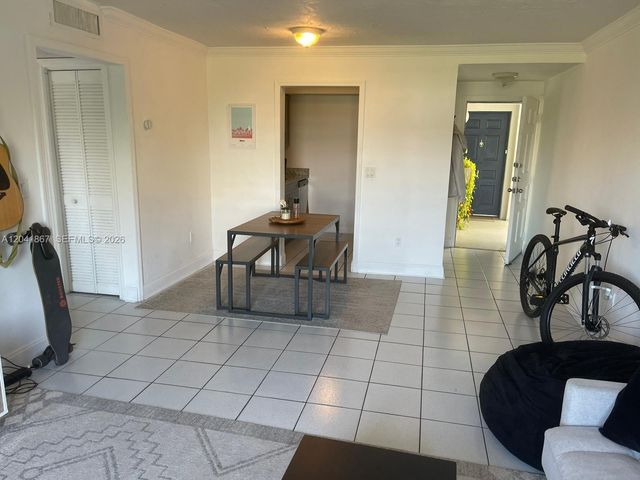 130 Mendoza Avenue 33, Coral Gables, FL 33134