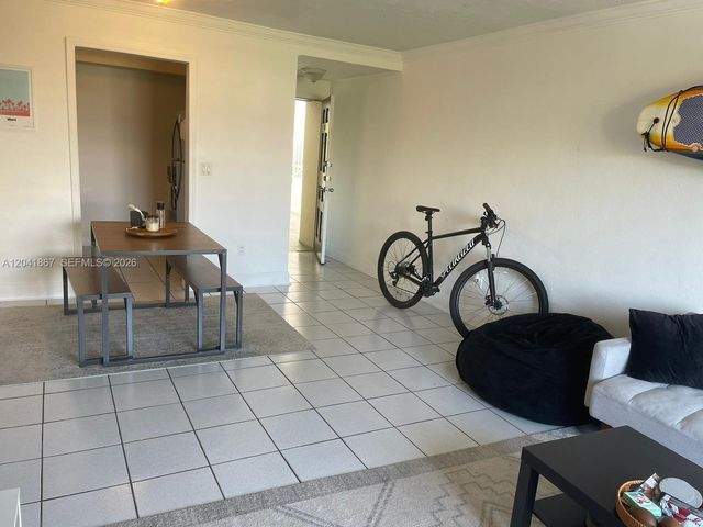 130 Mendoza Avenue 33, Coral Gables, FL 33134