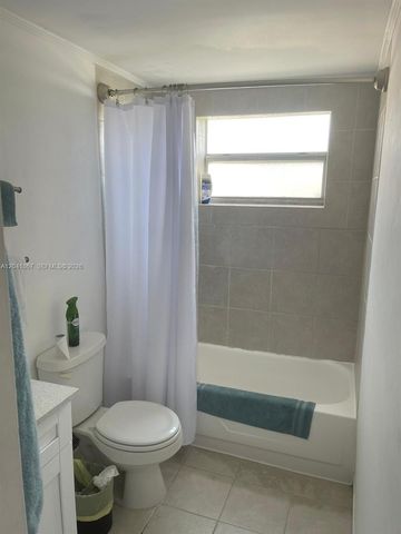 130 Mendoza Avenue 33, Coral Gables, FL 33134