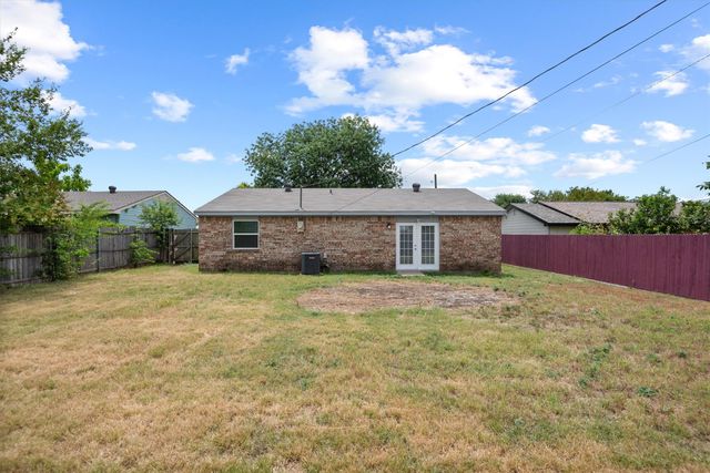 4715 Needle Leaf Lane, Dallas, TX 75236