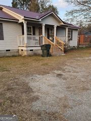 207 Fowler Street, Swainsboro, GA 30401