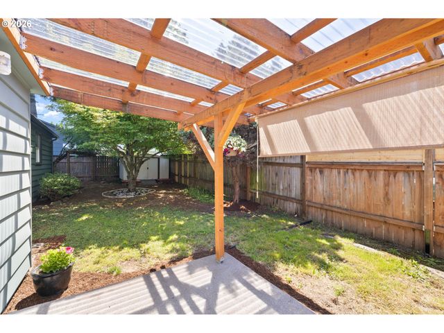 1053 Se BARNES Rd, Gresham, OR 97080