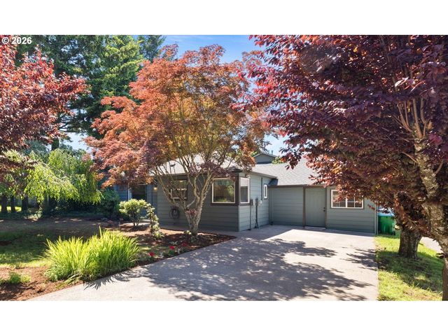 1053 Se BARNES Rd, Gresham, OR 97080