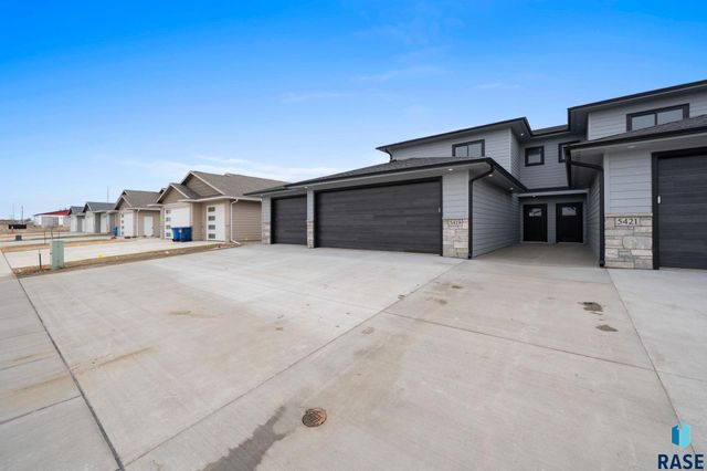 5419 W Vision Cir Circle, Sioux Falls, SD 57107
