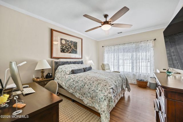 10101 Falston Circle 101, Old Bridge, NJ 08857