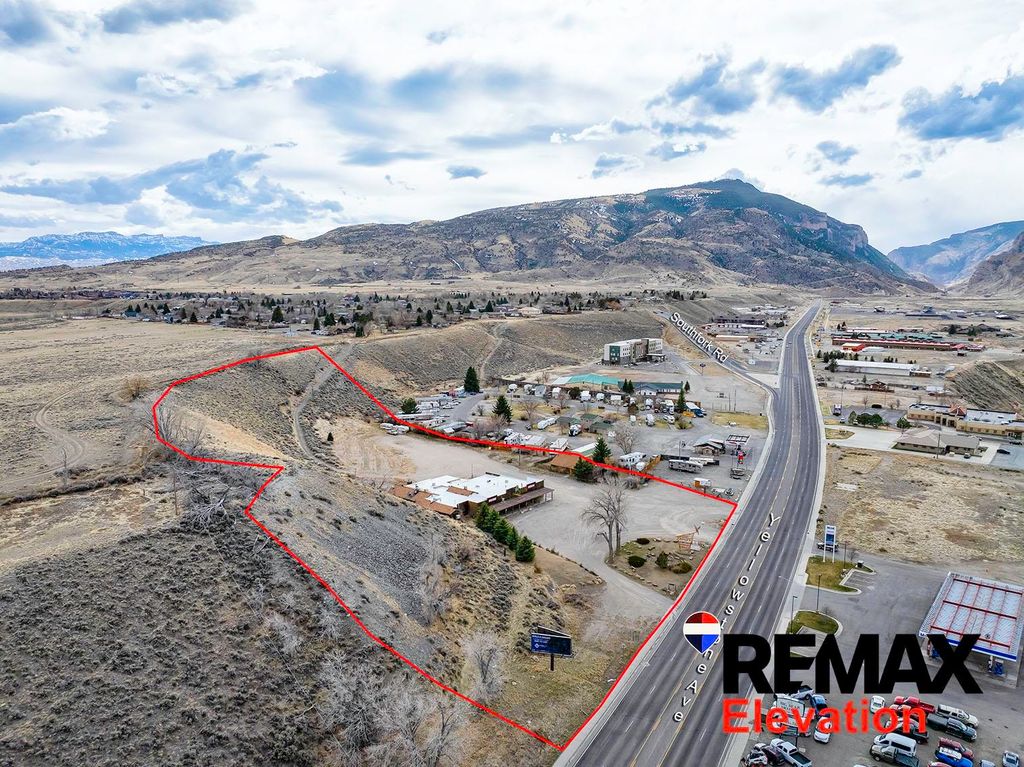 214 Yellowstone Ave, Cody, WY 82414 photo 60