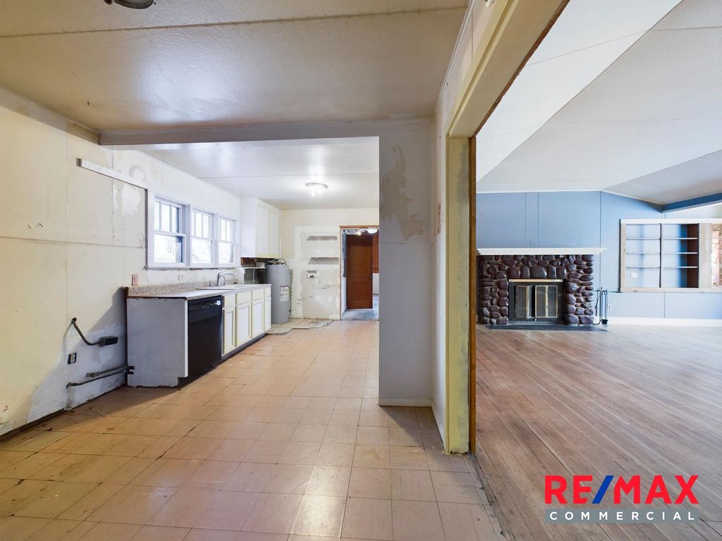 214 Yellowstone Ave, Cody, WY 82414 photo 71